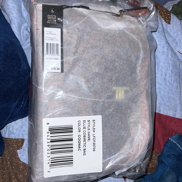 NEW LONDON FOG COSMETIC BAG - Picture 1 of 3